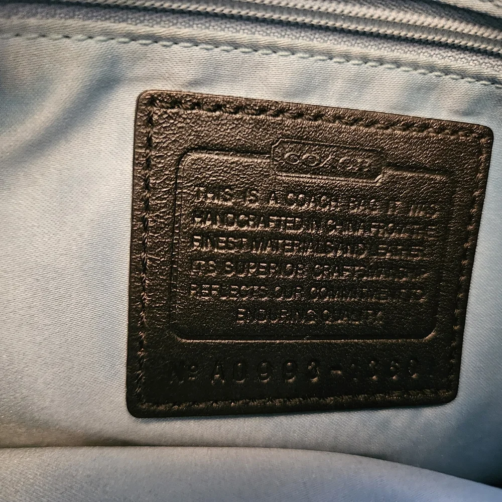 Coach Cricket Vintage 2009 Medium Black Satchel - Picture 13 of 17